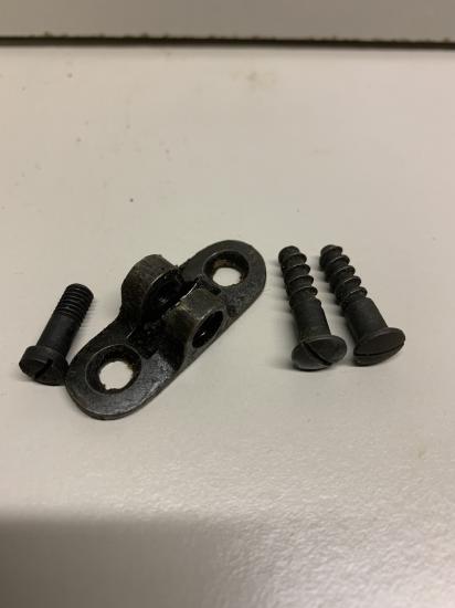LEE ENFIELD SMLE NO1 MK3 BUTT BRACKET AND   SCREWS