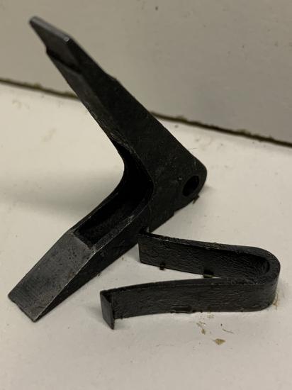LEE ENFIELD NO5 JUNGLE CARBINE  PART AND SPRING