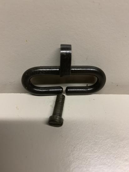 LEE ENFIELD NO4 SWIVEL AND SCREW LEE ENFIELD SAVAGE MARKED SLING SWIVEL AND SCREW UNUSED..